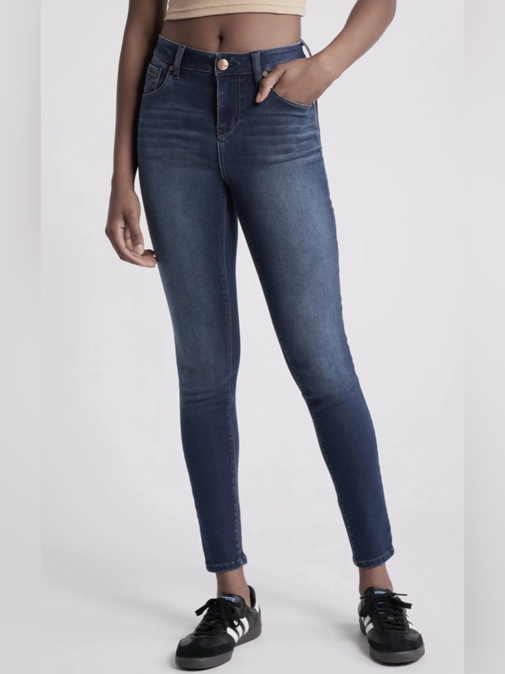 1822 Denim Women's Skinny Jeans in Dark Blue Wash 314